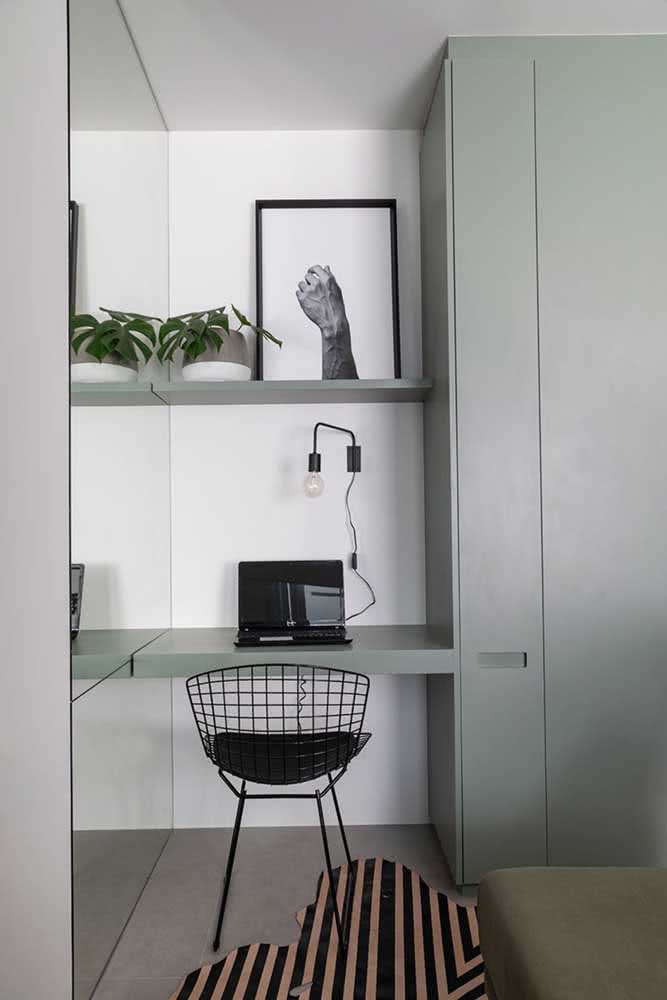 Cadeira aramada é perfeita para ambientes minimalistas