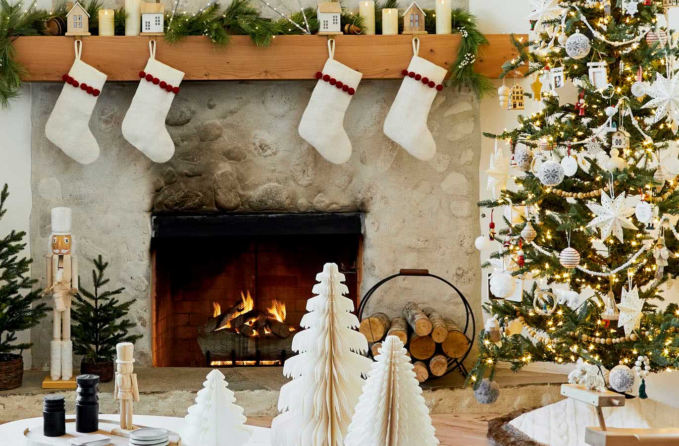 Festão de Natal: O que é, Como Fazer e 50 Fotos de Decoração Festão de Natal: O que é, Como Fazer e 50 Fotos de Decoração