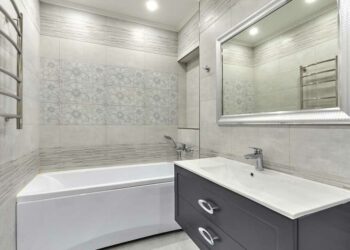 Banheiro sem janela: principais problemas, dicas e soluções práticas