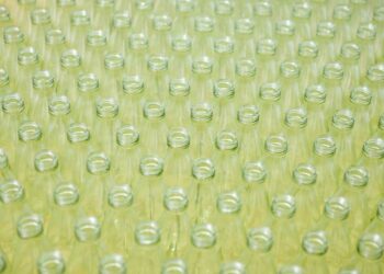 Reciclagem de vidro: o que é, como fazer e dicas de especialistas