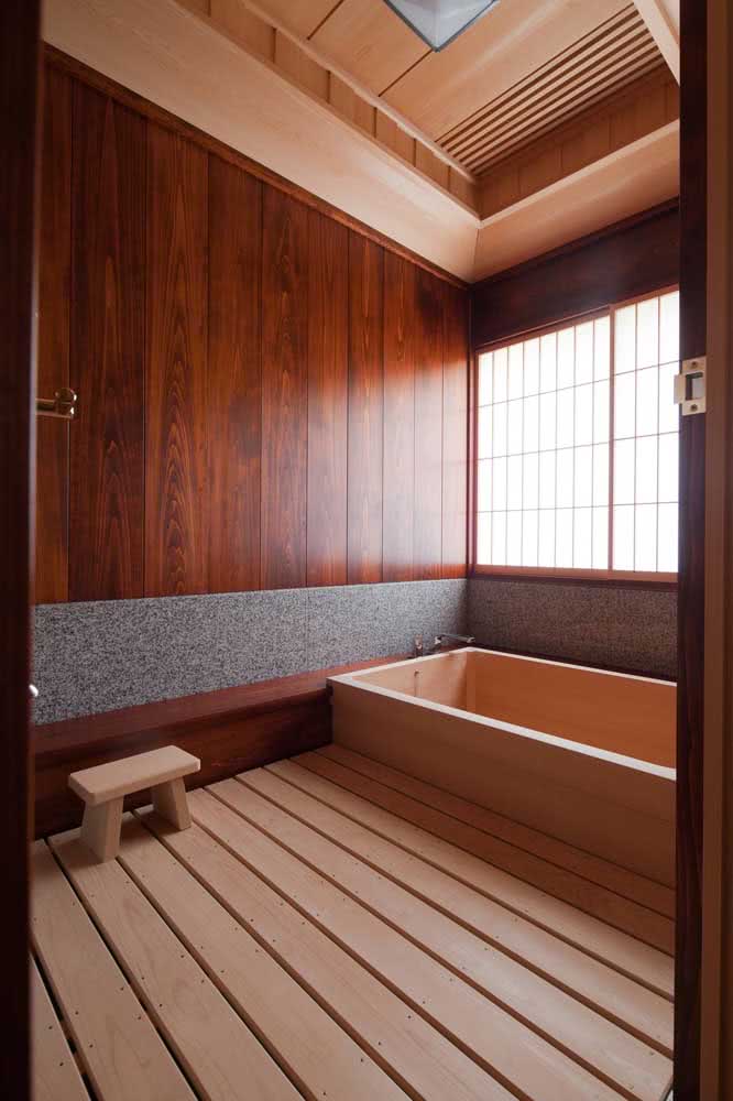 Sauna e banho de banheira são uma tradição no Japão