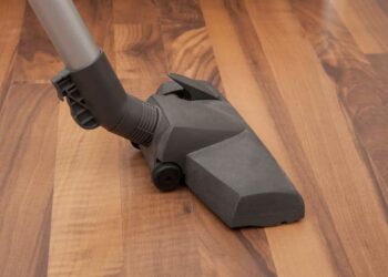 Como limpar piso: técnicas eficazes para deixá-lo sempre brilhante