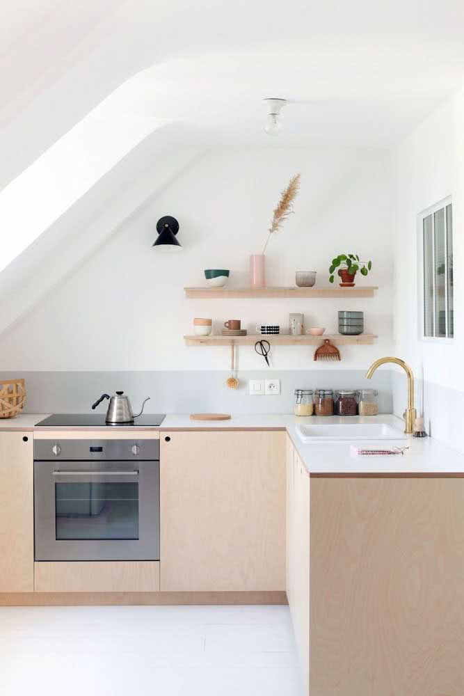Cozinha simples em L super moderna.