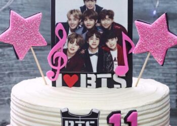 Bolo BTS: tipos, dicas e modelos para preparar o seu no estilo da banda