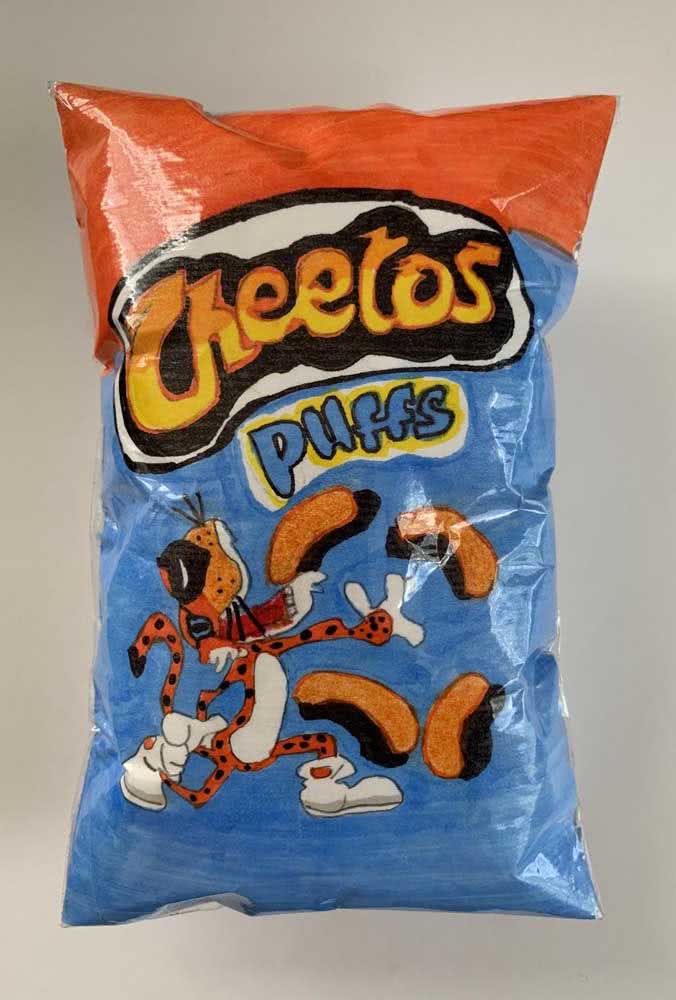 Parece de verdade, mas é só um paper squishy do Cheetos