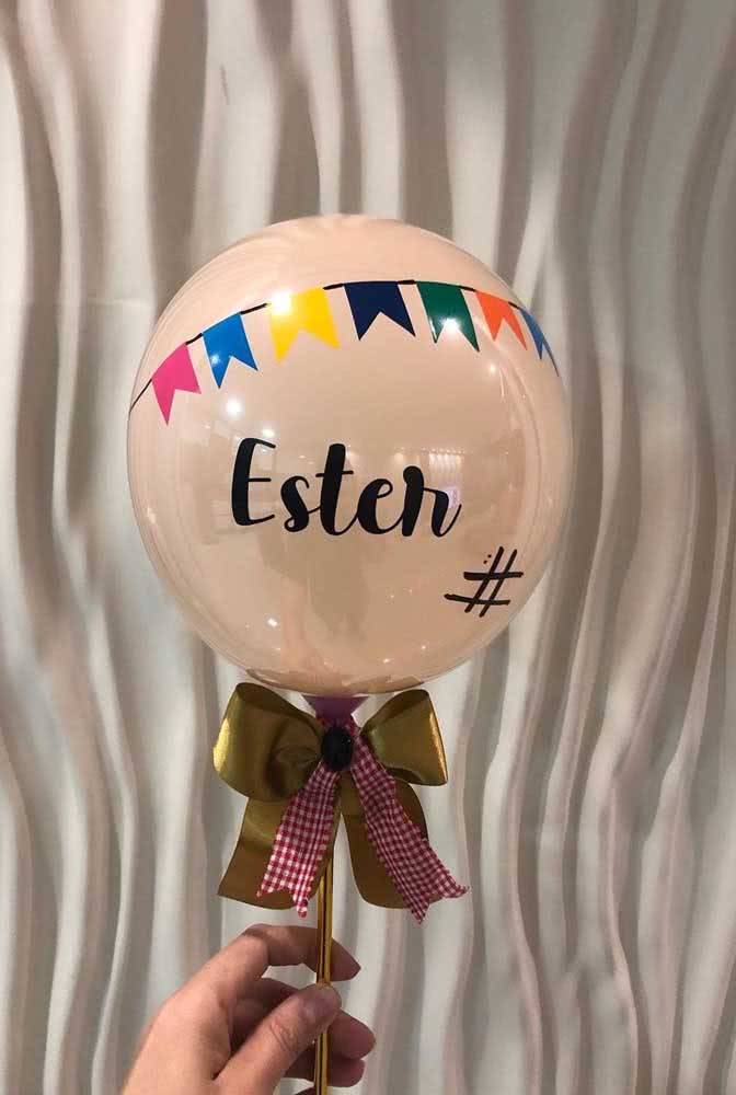 E o que acha de um balão de festa junina personalizado?