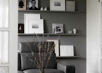 Prateleira para quadros