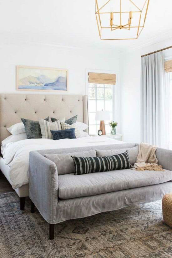 Sofá para Quarto: Como Escolher, Tipos e Fotos para se Inspirar
