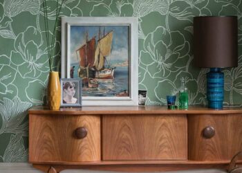 Papel de parede floral: vantagens, como usar, dicas e inspirações