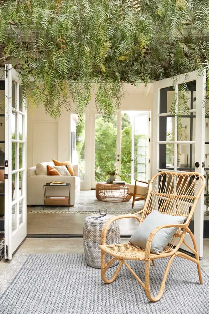 Cadeira de vime para varanda: um cantinho de paz e tranquilidade