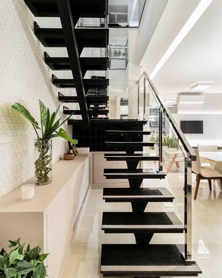 Decoração Embaixo da Escada: 50 Ideias para Você se Inspirar