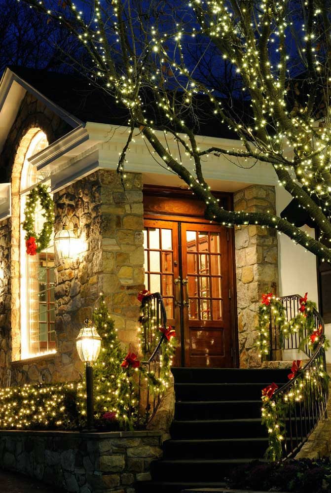 Decoração de Natal para jardim: Como fazer passo a passo e 50 Fotos Decoração de Natal para jardim: Como fazer passo a passo e 50 Fotos