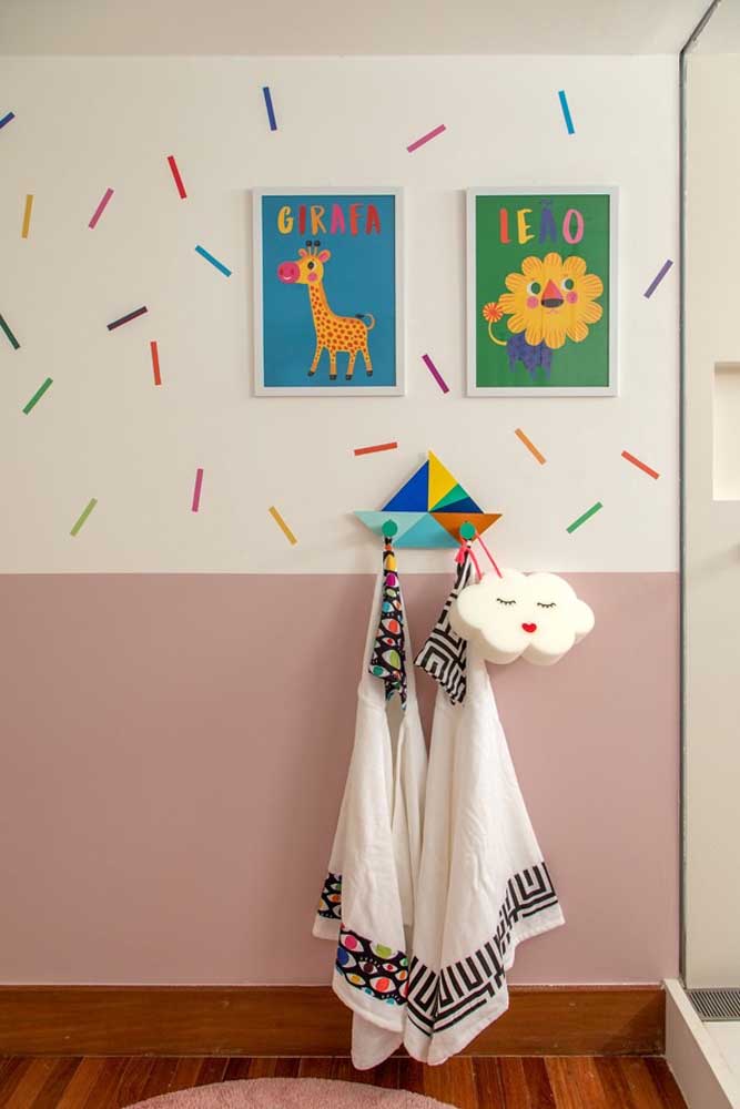 Enfeites para quarto de bebê coloridos e divertidos para estimular a imaginação