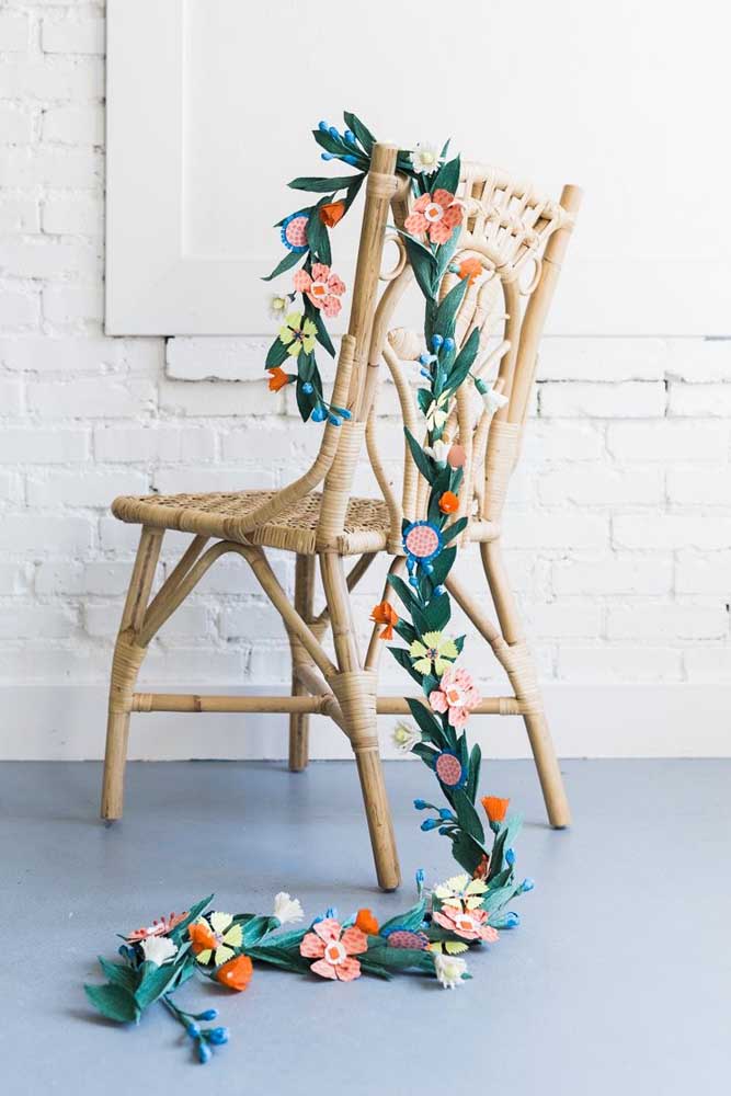 Cordão de flores: ideia de artesanatos fáceis para casamento