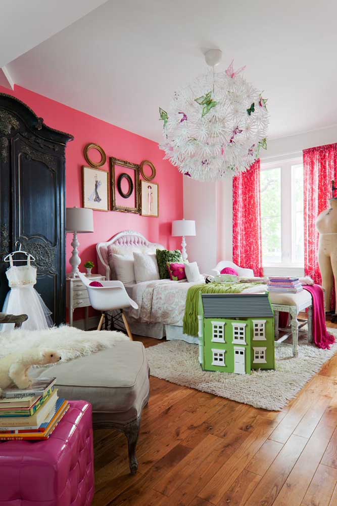 Quarto da Barbie infantil cheio de estilo e com espaço para as brincadeiras de casinha 