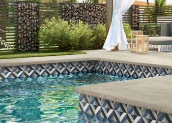 Azulejo para piscina: veja como escolher, dicas e ideias incríveis