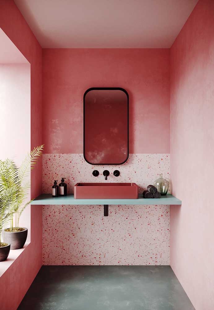 Granito rosa e paredes vermelhas