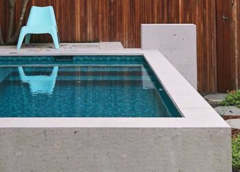 Piscina elevada: o que é, vantagens e ideias de projetos com fotos