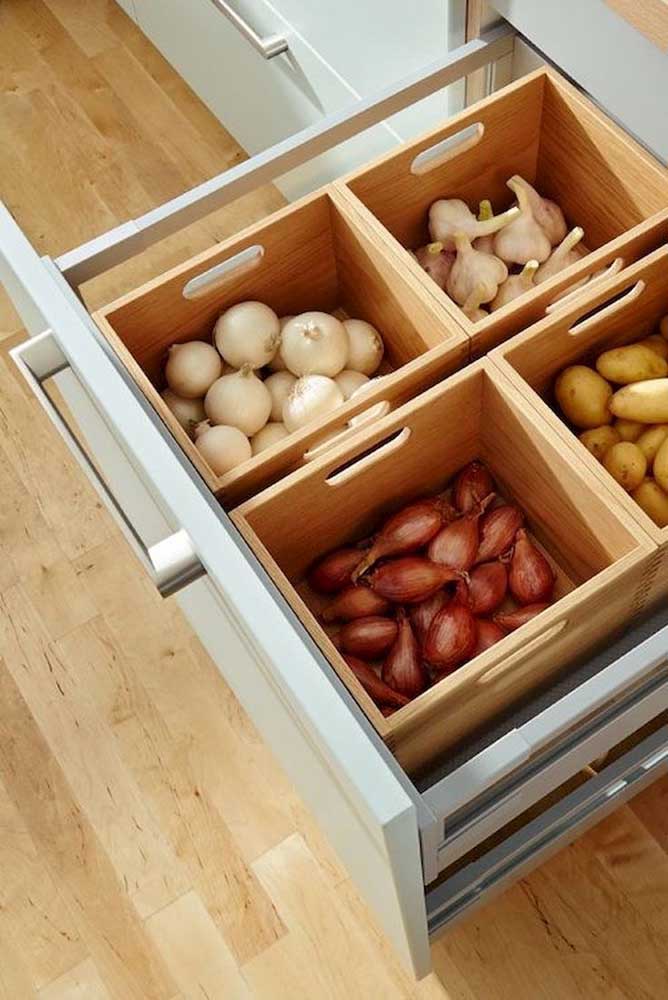 Caixas de madeira são ótimas para armazenar legumes