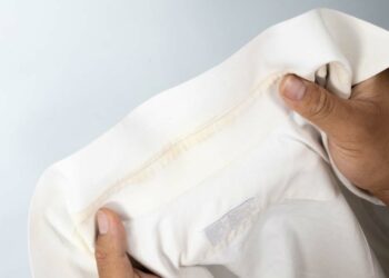 Como tirar amarelado de roupa branca: aprenda truques e tutoriais