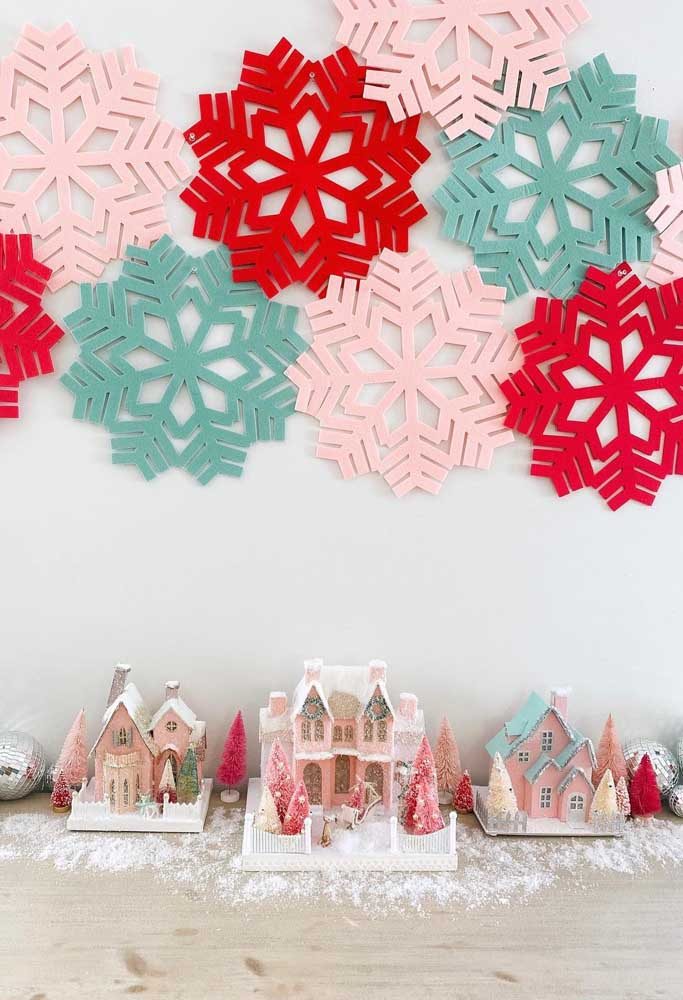 Decoração de Natal para Parede: 50 Ideias Incríveis e Passo a Passo Decoração de Natal para Parede: 50 Ideias Incríveis e Passo a Passo