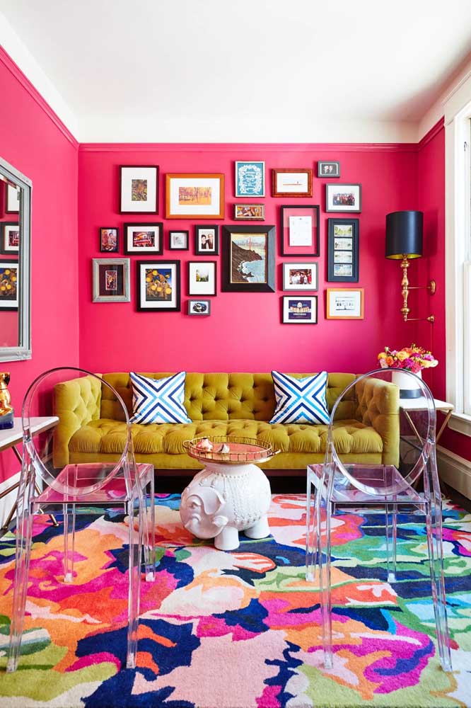 Sala rosa pink: para quem tem ousadia em apostar em cores mais vibrantes