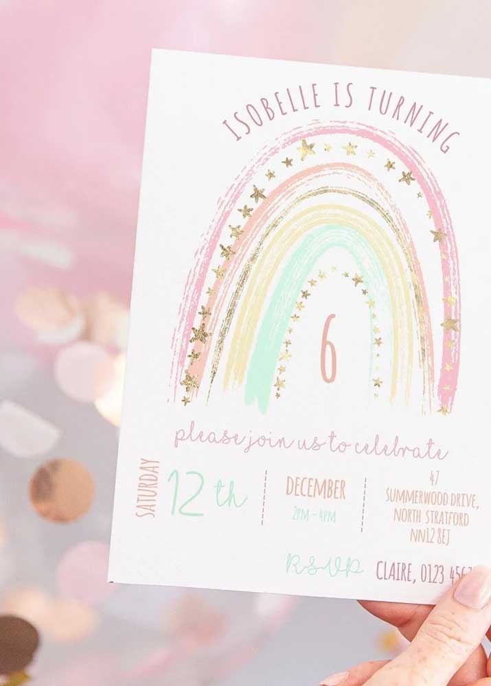Convite de aniversário infantil com tema arco-íris: delicado e romântico 