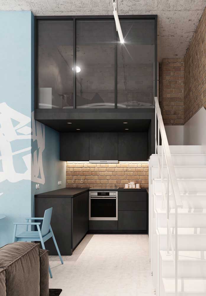Cozinha planejada pequena e moderna em U com destaque para o uso dos tijolinhos