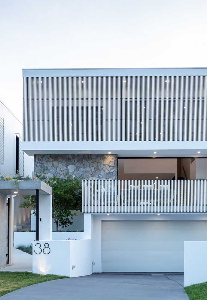Fachada de casa bonita com muro: um dos tipos mais populares aqui no Brasil