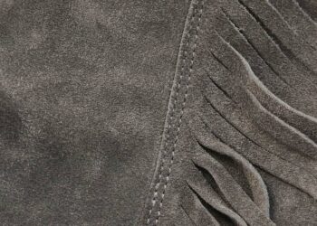 Como limpar camurça: veja o passo a passo e dicas eficazes