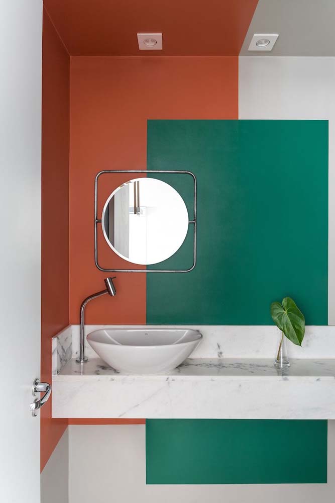 Cores que combinam com verde trazendo conforto visual ao banheiro