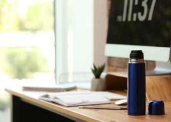 Como tirar cheiro de café da garrafa térmica: o guia completo