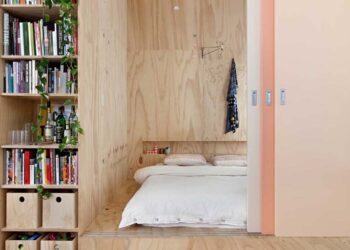 Porta de correr de madeira: vantagens, dicas e 60 modelos