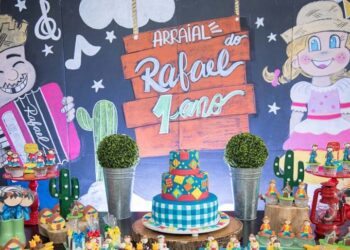 Mesa de festa junina: como montar, dicas e 50 ideias lindas