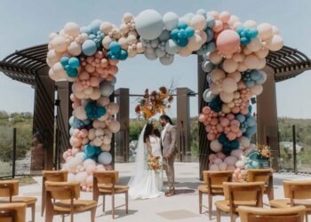 Decoração de casamento com balões: como fazer e 55 ideias