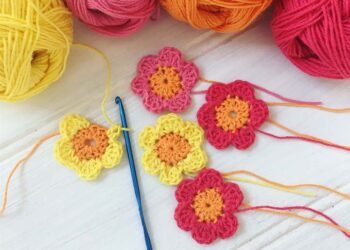Flor de crochê simples: passo a passo, como usar e ideias criativas