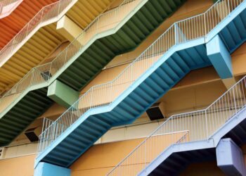 Escada externa: modelos, como escolher e 50 ideias diferentes