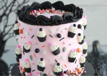 Bolo Halloween: como fazer e ideias inspiradoras para você conferir