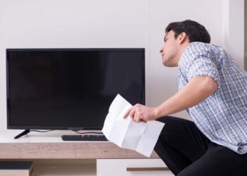 Manutenção de televisão: como fazer e 8 conselhos profissionais