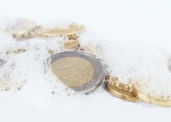 Como limpar moedas antigas: 7 truques para deixá-las radiantes