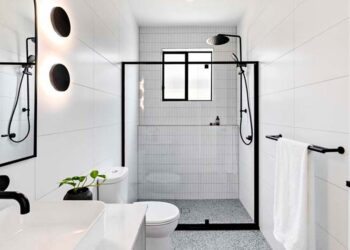 Banheiro pequeno moderno: como montar, decorar e 50 projetos