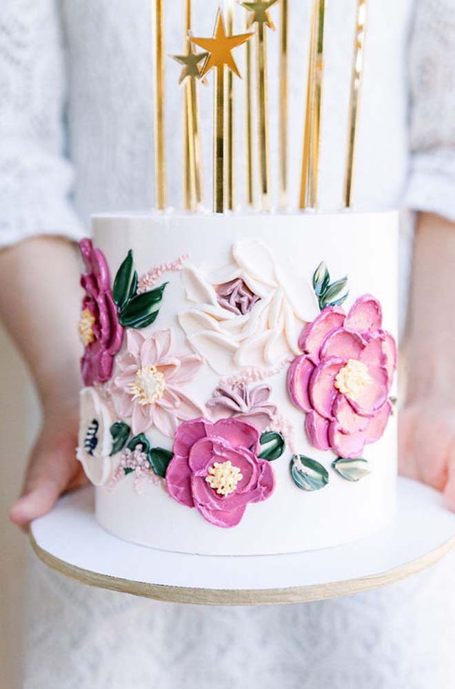 Bolo de Aniversário Infantil Feminino - Decoração Fácil