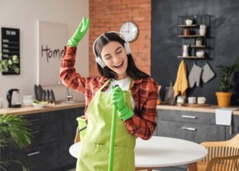 Músicas para faxina: lista com 60 opções para incluir na playlist