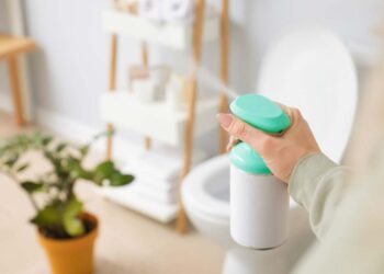 Como deixar o banheiro cheiroso: 10 práticas simples na rotina