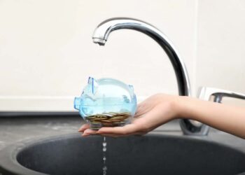 Como economizar água: 14 hábitos simples para aplicar em casa