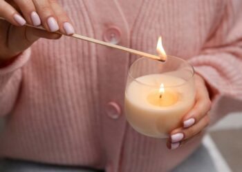 Velas aromáticas: saiba mais sobre essa combinação para o seu bem-estar