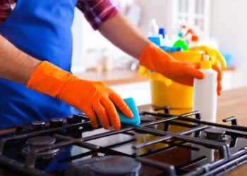 Como limpar grade de fogão: 5 formas simples e dicas práticas