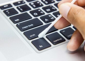 Como limpar notebook: o guia completo com dicas profissionais