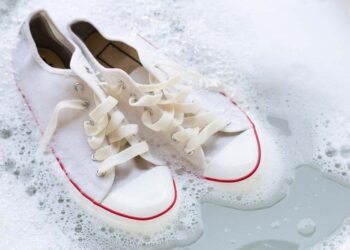 Como lavar All Star branco: 5 técnicas testadas e infalíveis