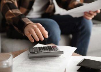 Economia doméstica: o que é, importância e dicas para sair do vermelho